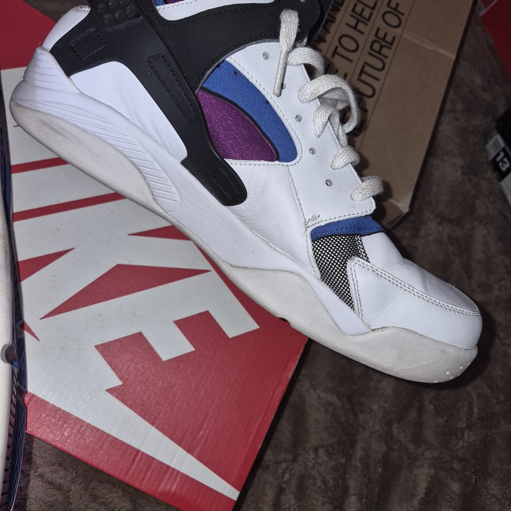 Nike White Black Blue Purple Men's Sneakers